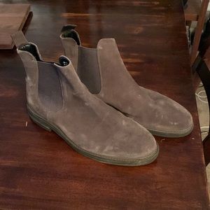Kenneth Cole Chelsea Boots